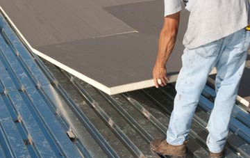 benefits of insulating Whitewall Common flat roofing